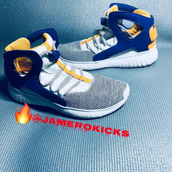 Nike Air Flight Huarache Ultra Court Purple - Picture 2 of 4